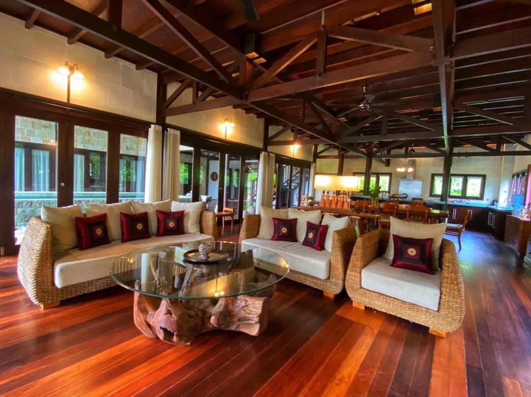 Kudat Riviera Exclusive Beach Villas Buitenkant foto